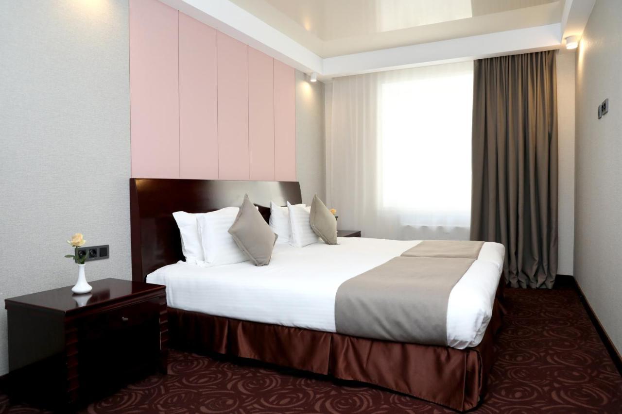 Best Western Plus Paradise Hotel Дилиян Екстериор снимка