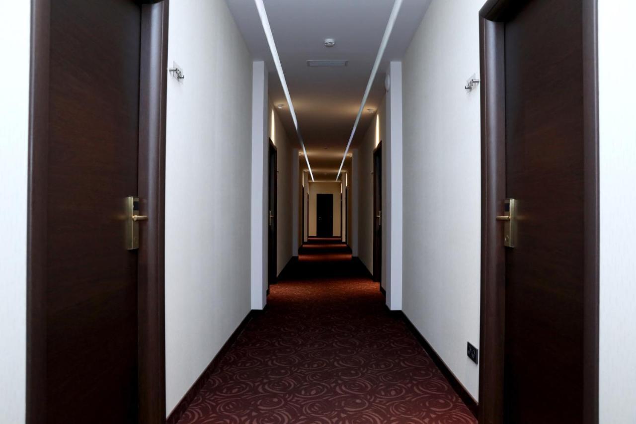 Best Western Plus Paradise Hotel Дилиян Екстериор снимка